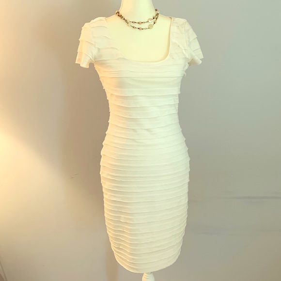 Cap sleeve dress - Picture 1 of 3